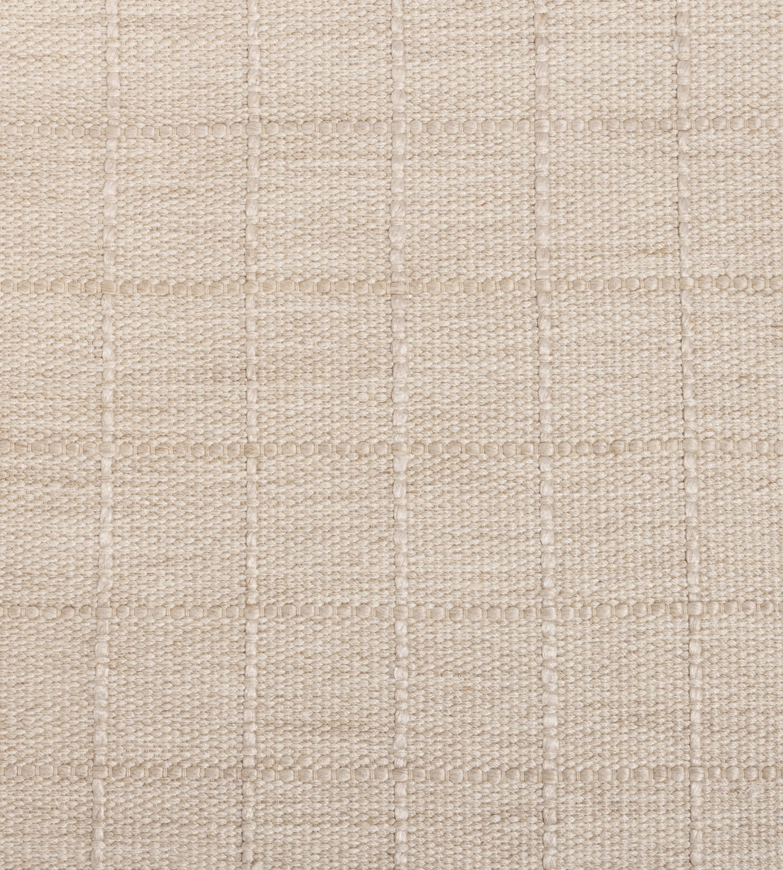 Oak Valley Tailored Square - Image 3