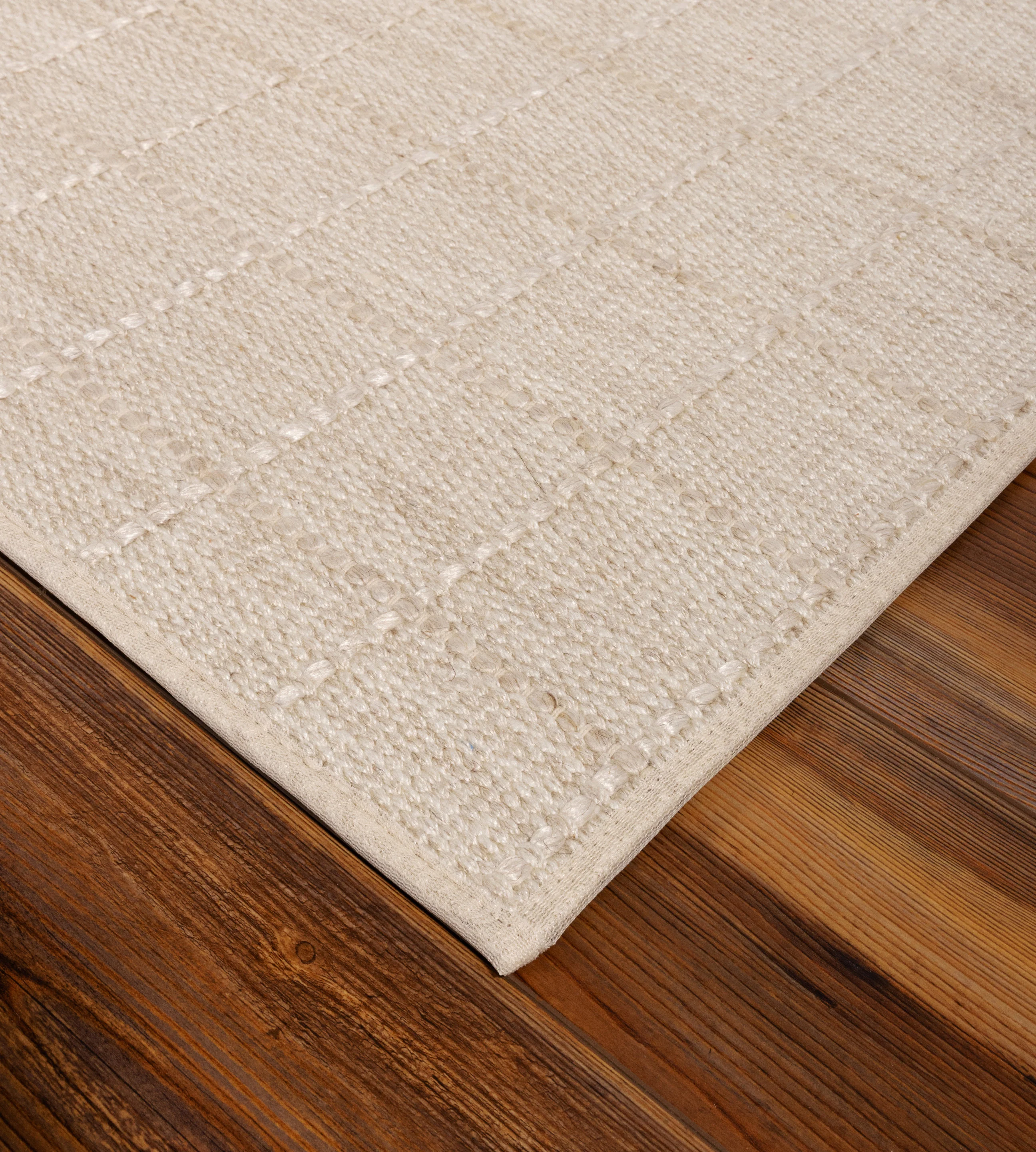 Oak Valley Tailored Square - Image 3