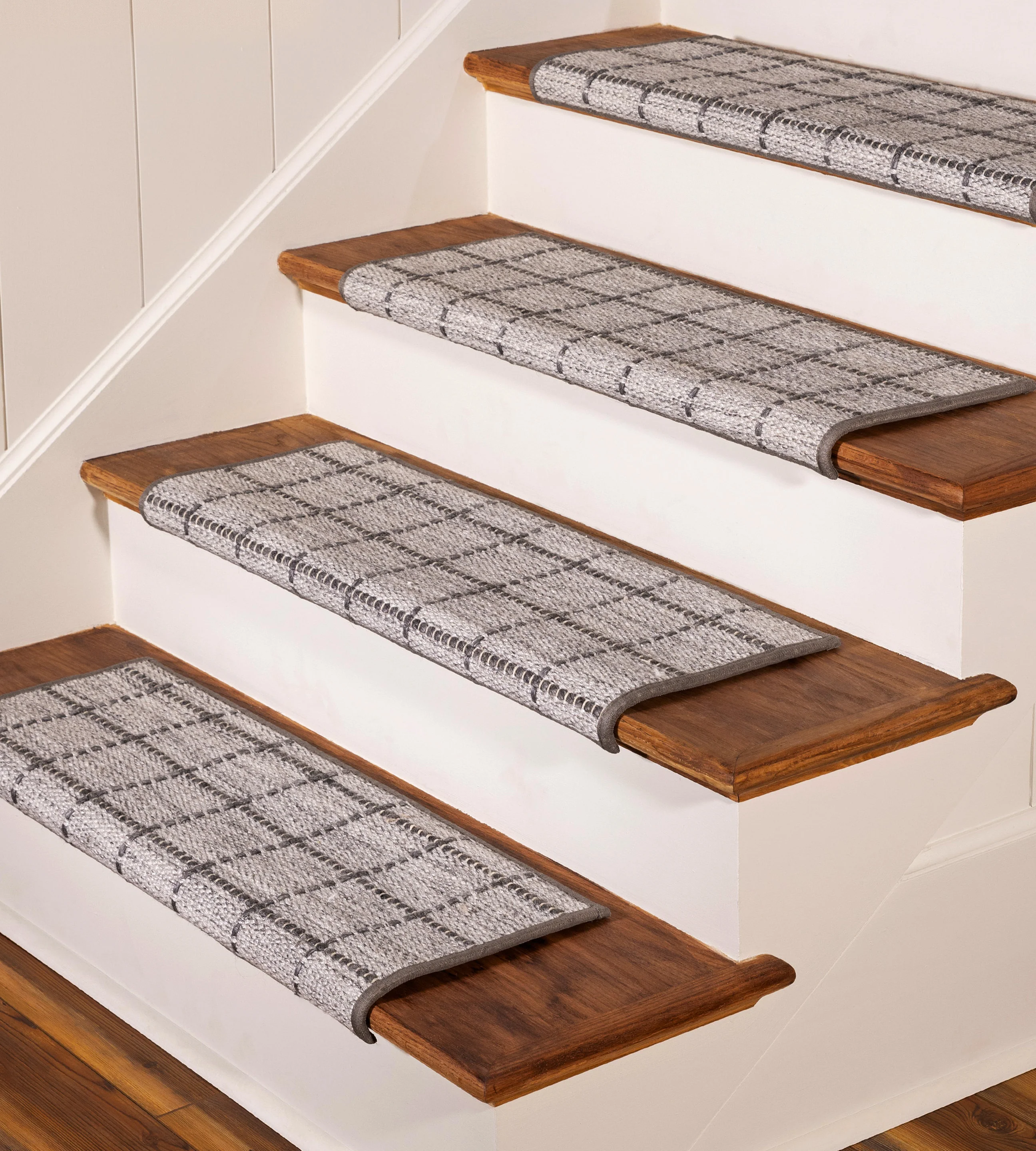 Oak Valley Tailored Square - Image 6